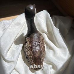 Anderson like Design Vintage Studio Art Pottery Goose Figurine Signed /dated