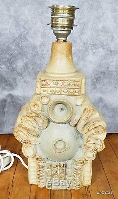 Bernard Rooke vintage Mid Century Modern Brutalist studio pottery lamp with shade