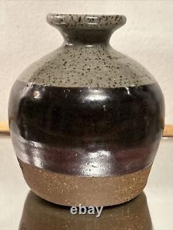 Byron Temple Vintage Studio Art Pottery Brown Vase