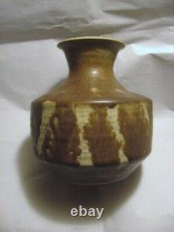 Charles Counts Studio Pottery Beaver Ridge Southern 1959 -1961 Vase 5 1/2