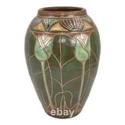 Common Ground Eric Olson 2005 Hand Made Studio Pottery Tulip Ceramic Vase
