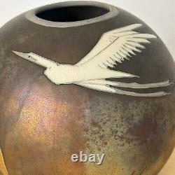 Giusti Studio Art Raku Pottery Egret Flying Globe Vase circa 1990 Vintage