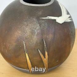 Giusti Studio Art Raku Pottery Egret Flying Globe Vase circa 1990 Vintage