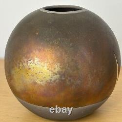Giusti Studio Art Raku Pottery Egret Flying Globe Vase circa 1990 Vintage