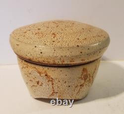 Guillermo Cuellar Vintage Studio Pottery Covered Box, Marked, Warren Mackenzie