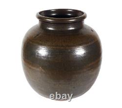 Handsome Vintage Paul Volckening American Studio Art Pottery Vase Midcentury Mod