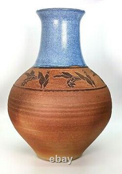 Impressive 11 ¾ Tall Australian Terracotta & Glazed Studio Art Pottery Vase