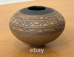 J Edward Barker Kansas Studio Art Pottery Script Design Vessel Bowl Vtg Rare Mcm