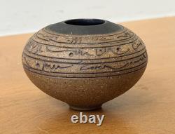 J Edward Barker Kansas Studio Art Pottery Script Design Vessel Bowl Vtg Rare Mcm