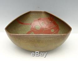 Japanese Vintage Studio Art Pottery Tri-Corner Bowl Hand Painted Signed