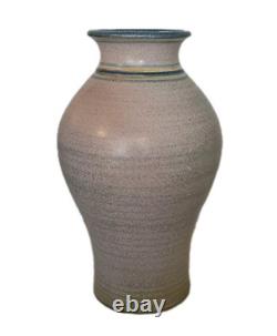 John Preschutti Signed Hand Turned Studio Art Pottery Iridescent Vase 9 Vtg