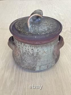 Karen Karnes Studio Art Pottery Vintage Stoneware Flameproof Lid Pot Jar Vessel