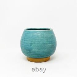 Kjeld Erica Deichmann Studio Art Pottery Vase Green Glaze New Brunswick Vintage