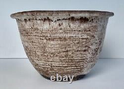 LARGE! Vintage Lee & Pup MCCARTY Pottery NUTMEG Bowl McCartys Mc Carty