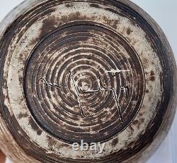 LARGE! Vintage Lee & Pup MCCARTY Pottery NUTMEG Bowl McCartys Mc Carty