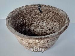 LARGE! Vintage Lee & Pup MCCARTY Pottery NUTMEG Bowl McCartys Mc Carty