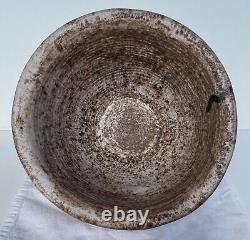 LARGE! Vintage Lee & Pup MCCARTY Pottery NUTMEG Bowl McCartys Mc Carty