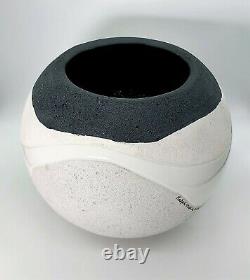 Large 10 dia. Vintage 1979 B&W Studio Art Pottery Vase, Signed, VG Cond