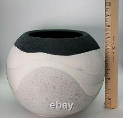 Large 10 dia. Vintage 1979 B&W Studio Art Pottery Vase, Signed, VG Cond