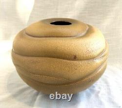 Large Vintage Randy Brodnax Studio Art Pottery Bowl/Pot Brown
