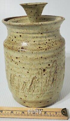 Late 1970's Studio Pottery Canister New Mexico Artist Elizabeth Birge
