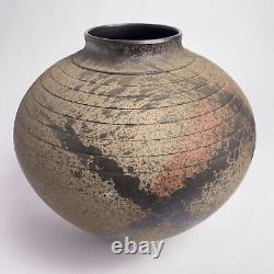 Leslie Jay Orenstein Studio Pottery Raku Round Vase Large 10.5h Chicago Vintage