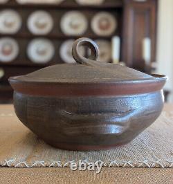 MASSIVE Vintage Mid Century Karen Karnes Sutdio Pottery Casserole