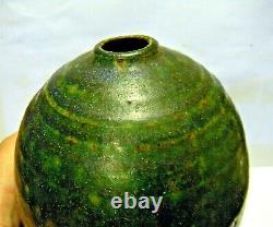 MCM Marlis Schratter Vintage Modern Studio Art Pottery Matte Green Vase