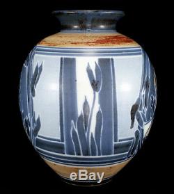 MODERNIST VINTAGE STUDIO ART POTTERY BALL VASE NICELY DECORATED With WOMEN'S FACES