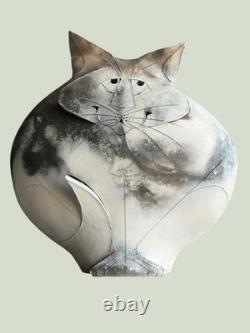 Mary Gates Dewey Studio Pottery Sitting Fat Cat Sculpture 1992 Large 13x13 Vtg