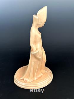 Meric Studios (East Liverpool, Ohio) Art Deco Pottery Figurine Sculpture Queen