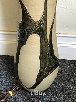 Mid Century Ceramic Studio Art Pottery Beautiful Lamp Signed Vintage