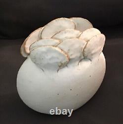 Mid Century Isabel Parks Warren Hullow Studio Art Pottery Sea Form Vase