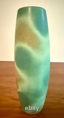 Mid Century Modern Paul Heroux Style Art Pottery Lava Glaze Green Studio Vase