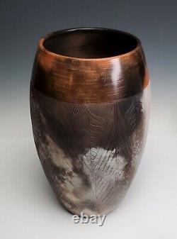 Nancee Meeker Modernist Vintage American Studio Pottery Ceramic Vase 11.5