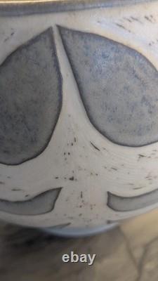 North Eagle Studio Pottery Stoneware Bowl Hand Carved Dove Motif Signed North Eagle Studio Pottery Stoneware Bowl Hand Carved Dove Motif Signed