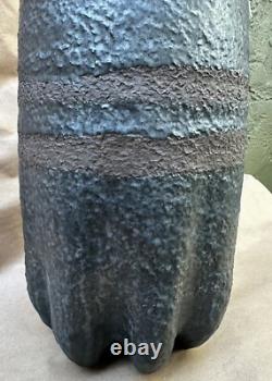 Paul Bellardo 11.5 Brutalist Vase Mid Century Modernist Studio Pottery NYC