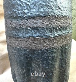 Paul Bellardo 11.5 Brutalist Vase Mid Century Modernist Studio Pottery NYC