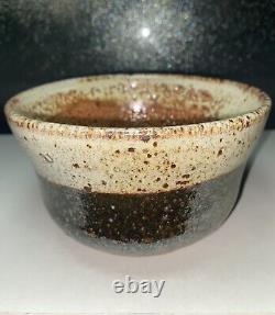 Rare Vintage Signed Studio Pottery Bowl Abstract Design 5.75D