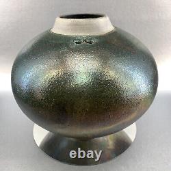 Robin Righton Canada 10 Raku Art Pottery Vase Green Hand Made Studio Vintage