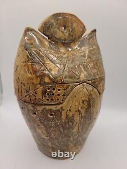 Rustic Handmade Vintage Studio Lided Pottery
