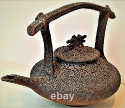 Signed Charles Gluskoter Studio Pottery Teapot Crusty Mud Glaze Vintage Art