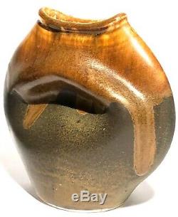 Signed Vintage Studio Art Pottery Modernist Sculpture Pinched Design Vase