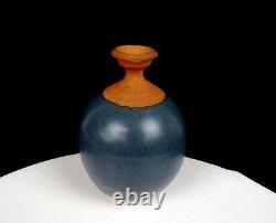 Studio Art Pottery Vintage Wheel Thrown Stoneware Blue Glaze 5 1/2 Bud Vase