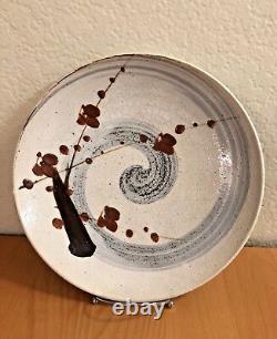 Studio Art crackle pottery Kohiki stoneware platter. 12 diam. Japanese