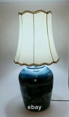 Stunning Vintage Oregon Mt hood Howling Wolves at Moon Enna Studio Pottery Lamp