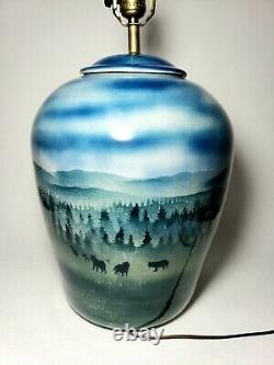 Stunning Vintage Oregon Mt hood Howling Wolves at Moon Enna Studio Pottery Lamp