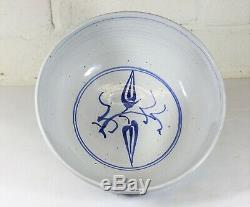 Ursula Mommens A Large Vintage British Studio Pottery Bowl Blue & White