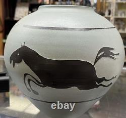 VINTAGE ABSTRACT FIGURES MID CENTURY SIGNED STUDIO POTTERY VASE BY YIRI Yuri