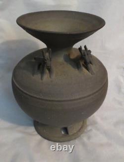 VINTAGE SPANISH STUDIO POTTERY FOOTED VESSEL with 3-D FIGURAL ANIMALS